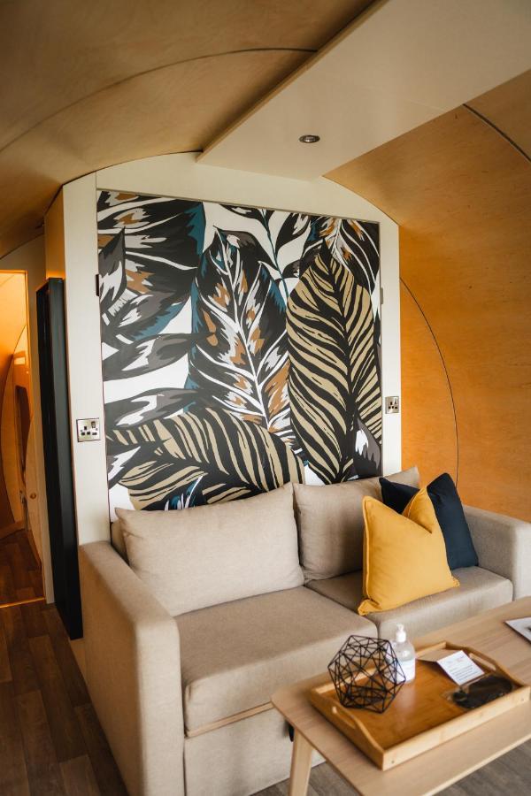 Black Knowe, Luxury Glamping Pods, Ballycastle Exterior photo